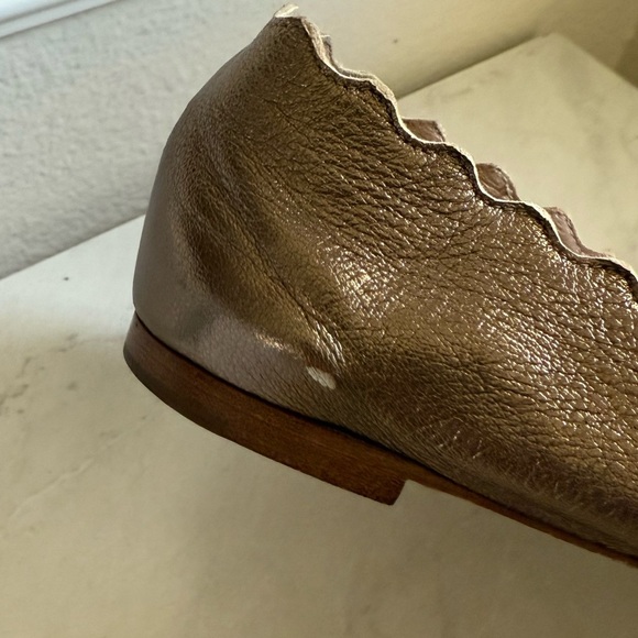 CHLOÈ Lauren Scalloped Leather Ballet Flats - Picture 7 of 12